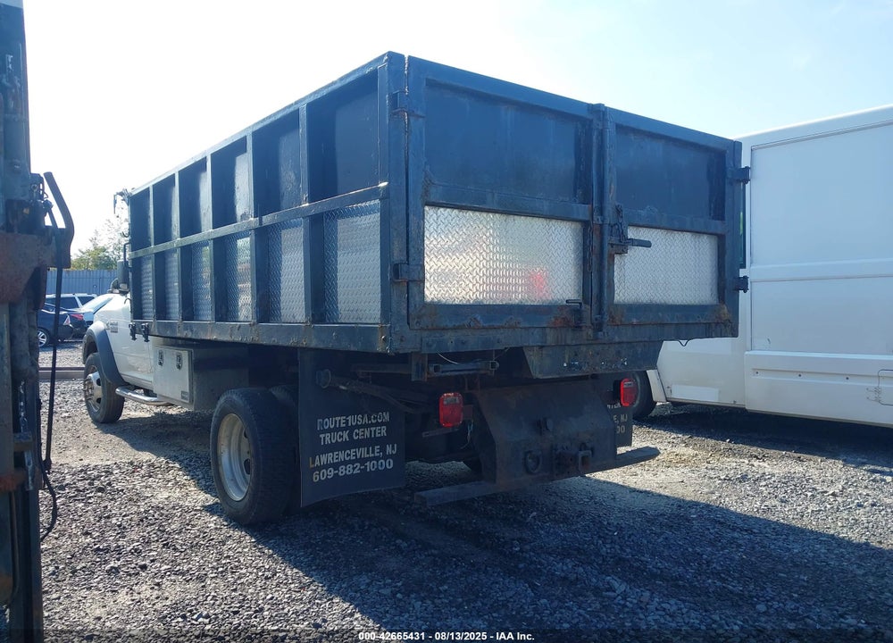 2015 RAM 5500 CHASSIS TRADESMAN/SLT VIN: 3C7WRNBL1FG668336