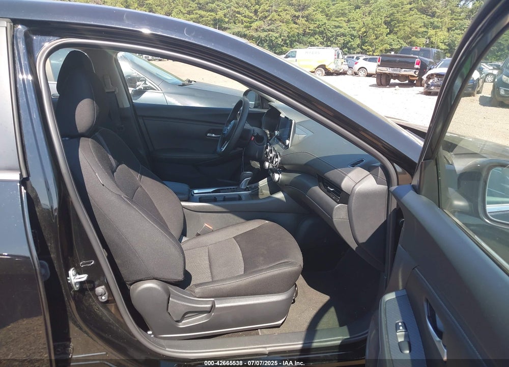 2024 NISSAN SENTRA SV XTRONIC CVT VIN: 3N1AB8CVXRY377770