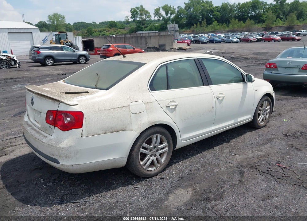 2007 VOLKSWAGEN JETTA VIN: 3VWEF71K07M131964