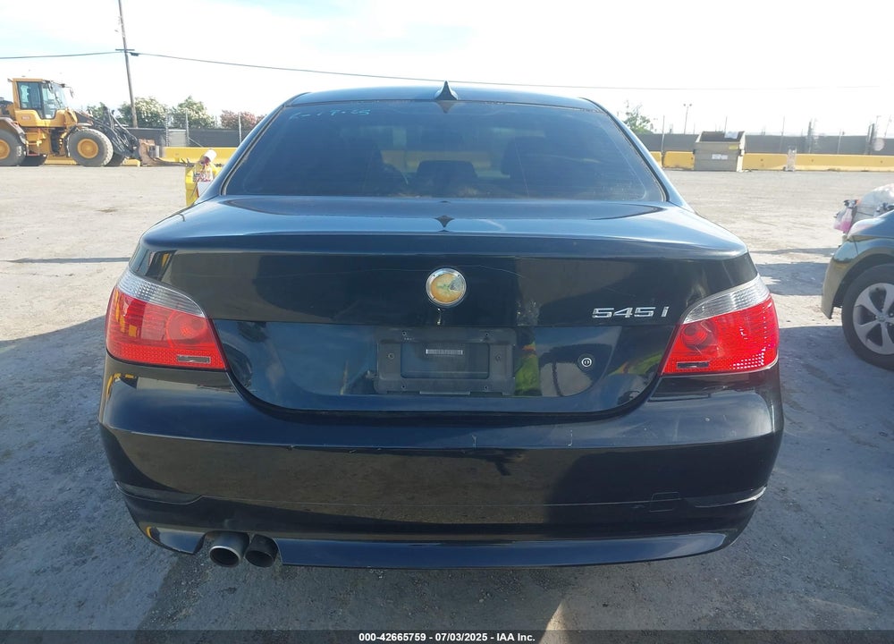 2004 BMW 545I VIN: WBANB33554B112065