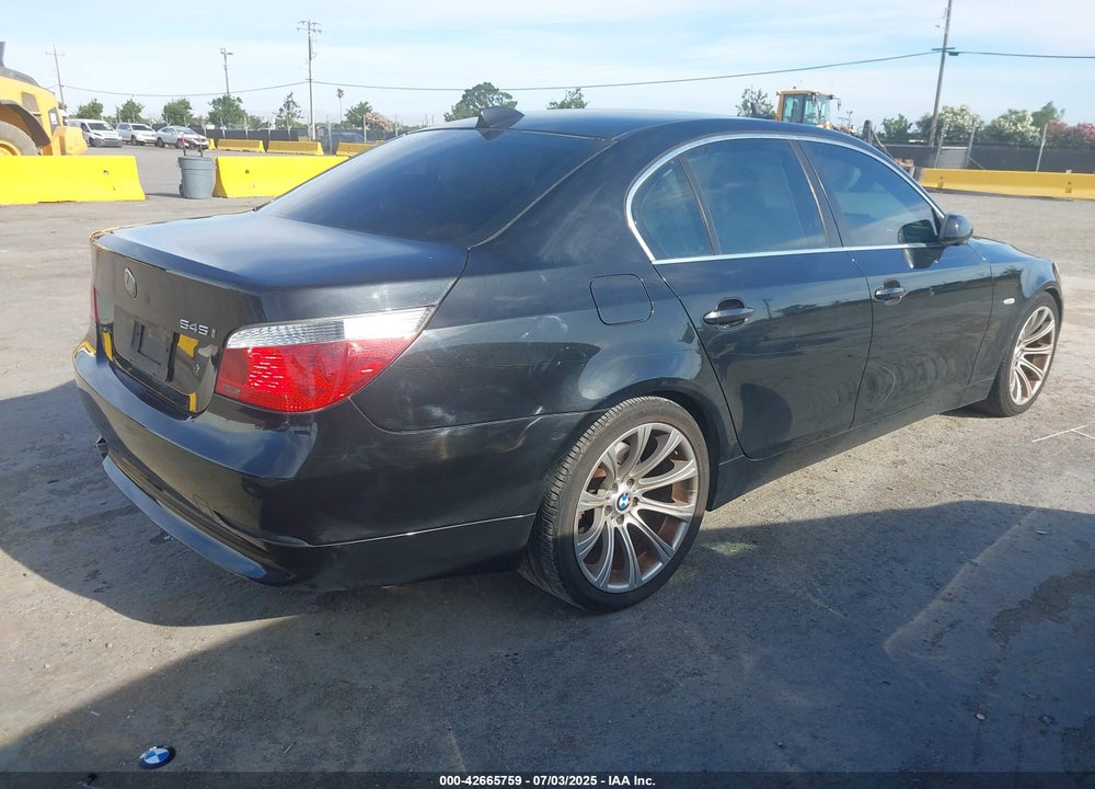 2004 BMW 545I VIN: WBANB33554B112065