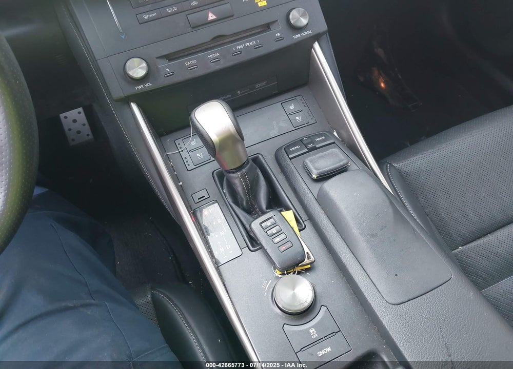 2015 LEXUS IS VIN: JTHBF1D22F5056864