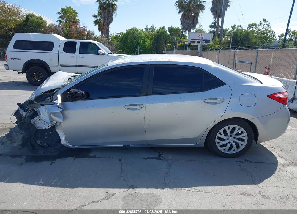 2018 TOYOTA COROLLA VIN: 5YFBURHE5JP854362