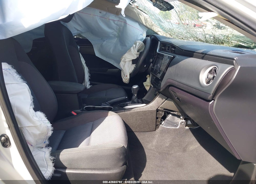 2018 TOYOTA COROLLA VIN: 5YFBURHE5JP854362