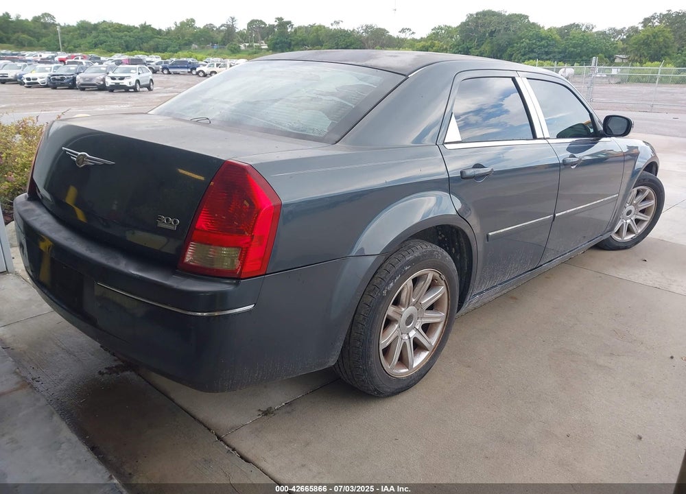 2007 CHRYSLER 300 TOURING VIN: 2C3KA53G97H785799