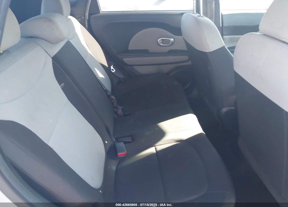 2016 KIA SOUL VIN: KNDJN2A22G7839764
