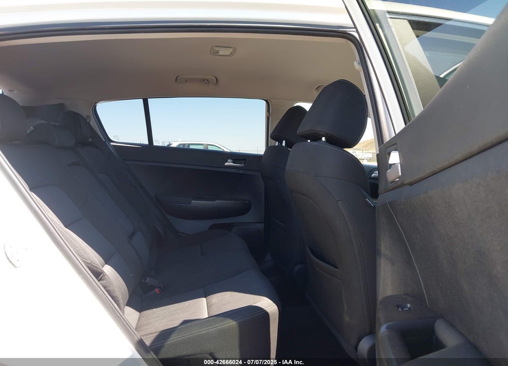2022 KIA SPORTAGE VIN: KNDPM3AC2N7984733