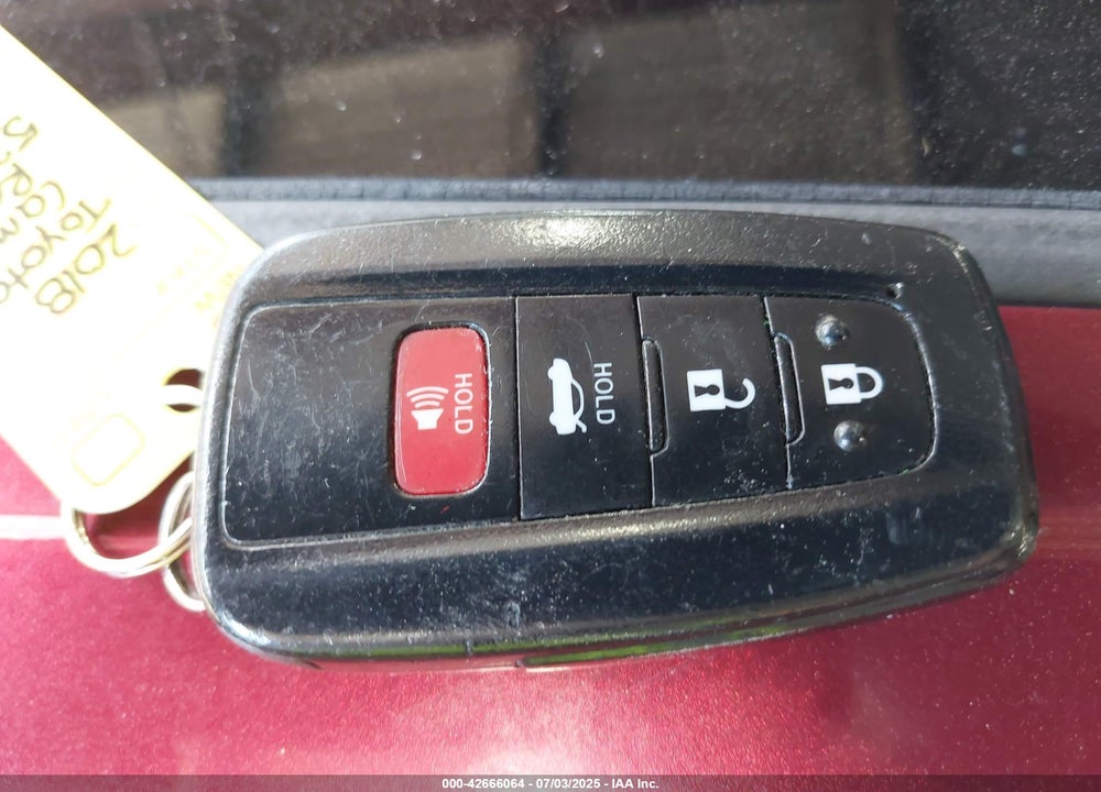 2018 TOYOTA CAMRY VIN: 4T1B11HK8JU533964