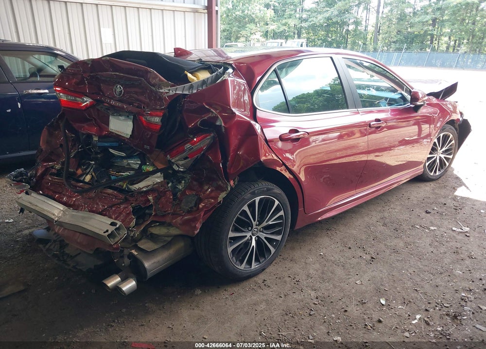 2018 TOYOTA CAMRY VIN: 4T1B11HK8JU533964