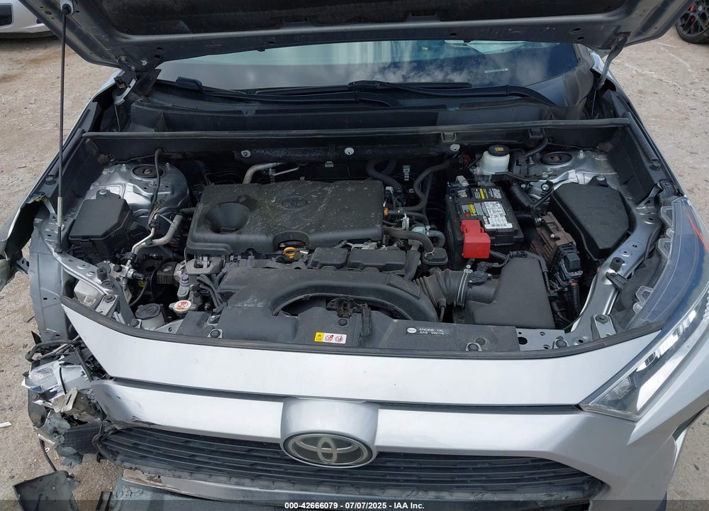 2020 TOYOTA RAV4 XLE VIN: 2T3P1RFVXLC102572
