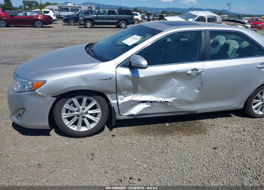 2013 TOYOTA CAMRY HYBRID VIN: 4T1BD1FK3DU064054