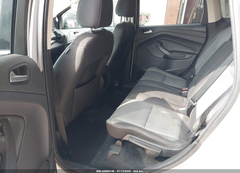 2016 FORD ESCAPE VIN: 1FMCU0G9XGUA69217