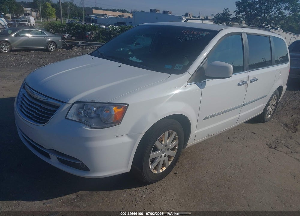 2016 CHRYSLER TOWN & COUNTRY VIN: 2C4RC1BG6GR240328