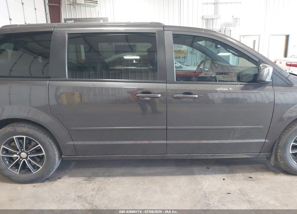 2017 DODGE GRAND CARAVAN GT VIN: 2C4RDGEG7HR769266