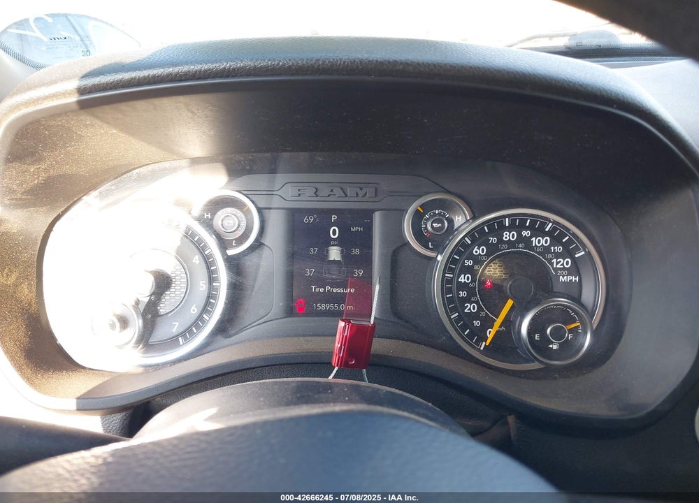 2019 RAM 1500 VIN: 1C6SRFGT6KN670716
