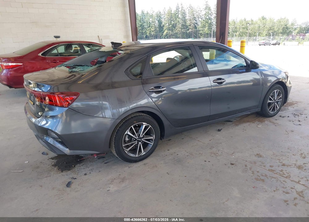 2023 KIA FORTE VIN: 3KPF24AD1PE550595