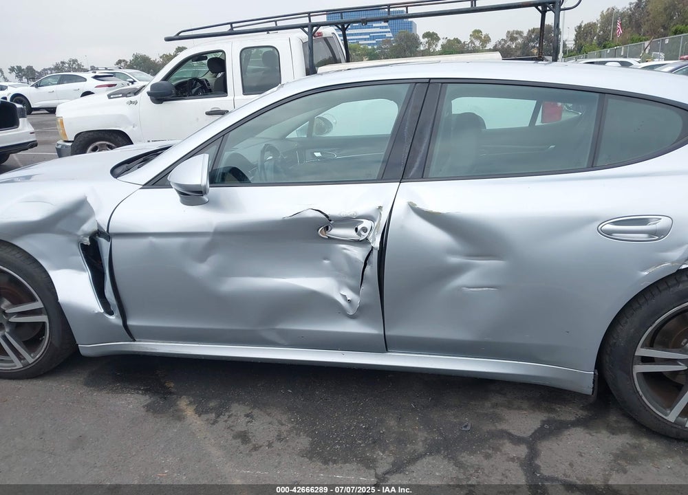 2016 PORSCHE PANAMERA VIN: WP0AA2A72GL001734