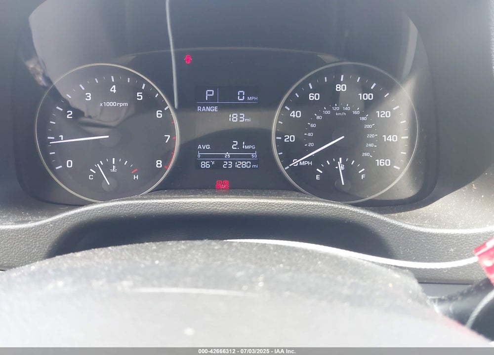 2017 HYUNDAI ELANTRA VIN: 5NPD84LF8HH144217