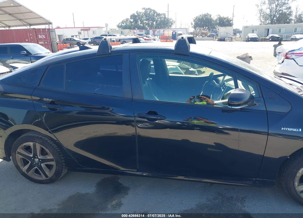 2016 TOYOTA PRIUS VIN: JTDKARFU5G3009595