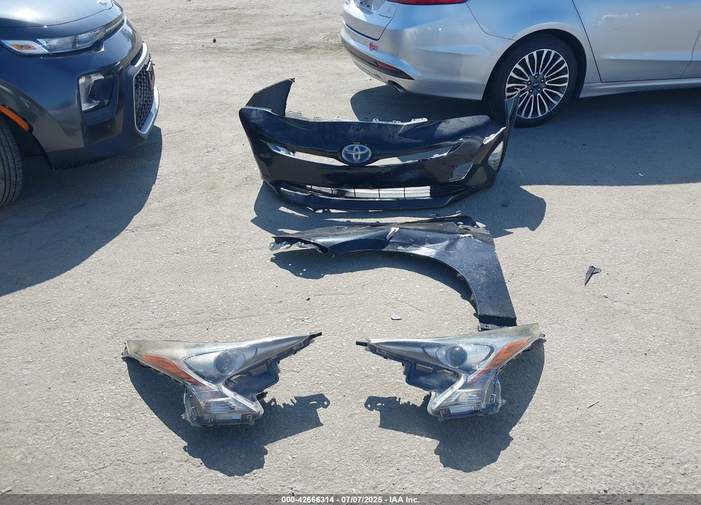 2016 TOYOTA PRIUS VIN: JTDKARFU5G3009595