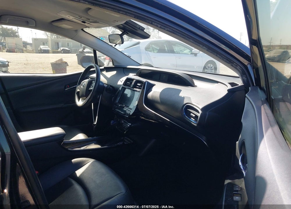 2016 TOYOTA PRIUS VIN: JTDKARFU5G3009595