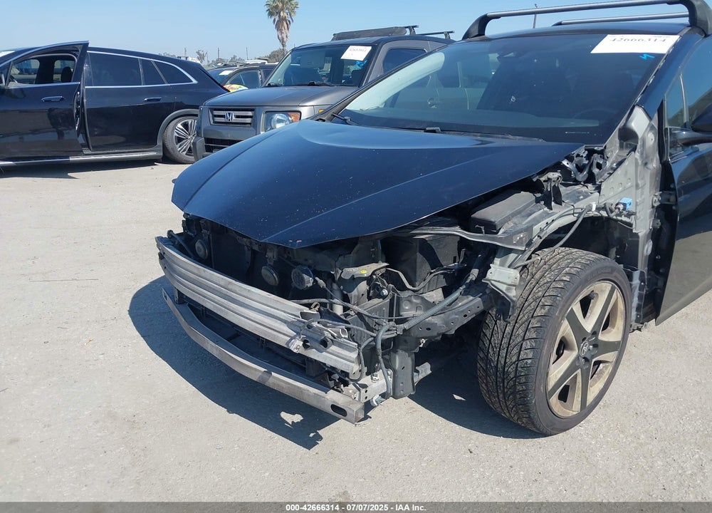 2016 TOYOTA PRIUS VIN: JTDKARFU5G3009595