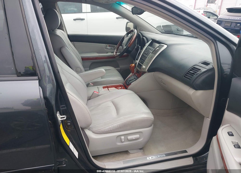2004 LEXUS RX 330 VIN: JTJHA31U140066577