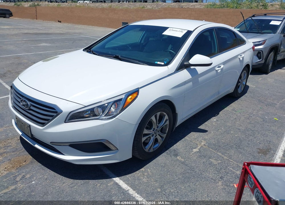2016 HYUNDAI SONATA VIN: 5NPE24AF8GH364593