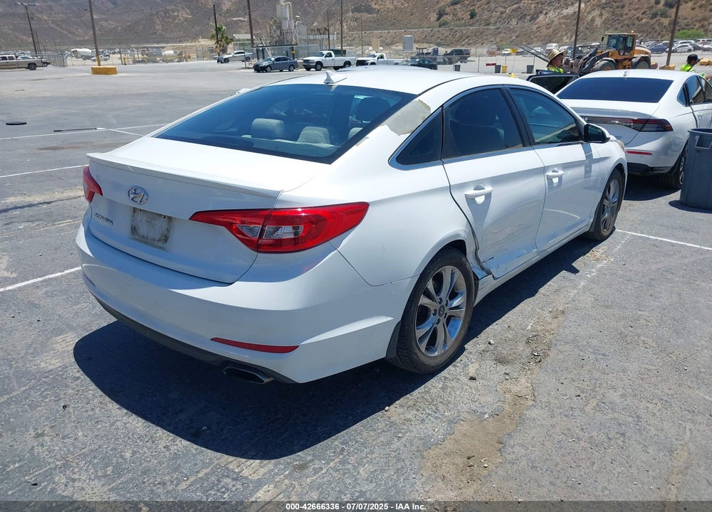 2016 HYUNDAI SONATA VIN: 5NPE24AF8GH364593