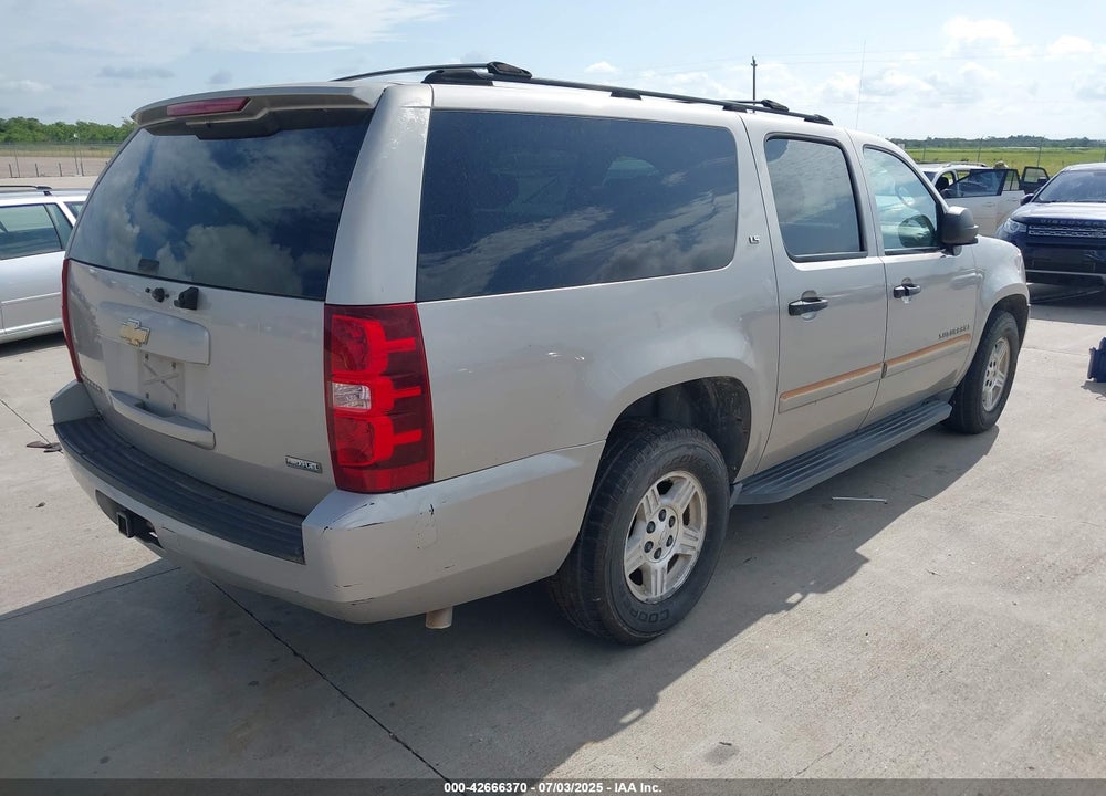 2007 CHEVROLET SUBURBAN 1500 VIN: 3GNFC16037G199184