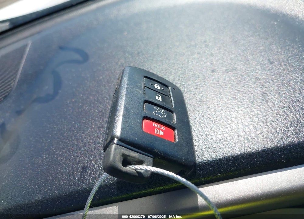 2016 TOYOTA RAV4 HYBRID LIMITED VIN: JTMDJREV0GD032490
