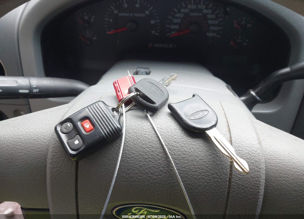 2007 FORD F-150 LARIAT/XLT VIN: 1FTPW12V87FA84765