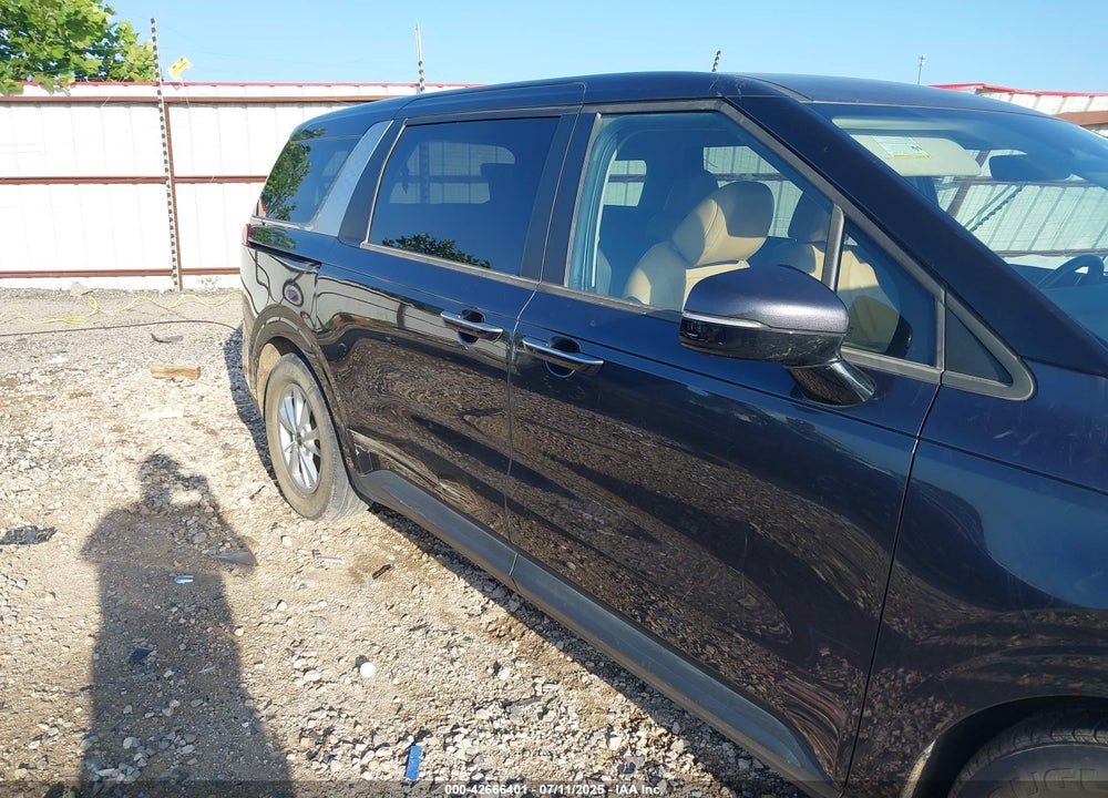 2022 KIA CARNIVAL MPV LX SEAT PACKAGE VIN: KNDNB4H31N6106709