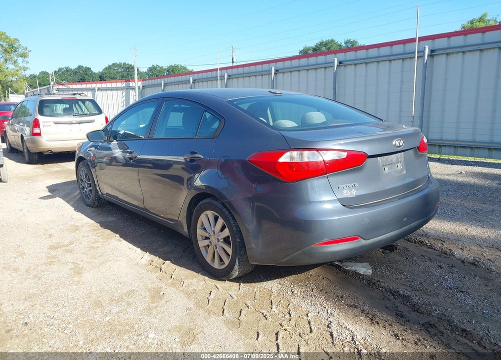 2014 KIA FORTE VIN: KNAFX4A67E5063393