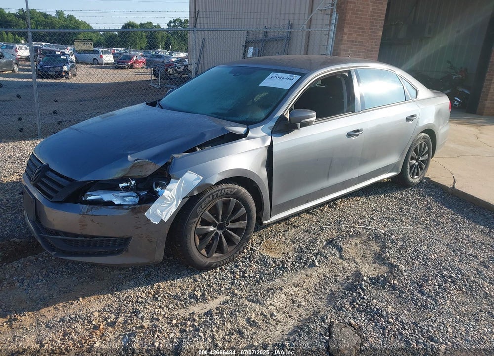 2013 VOLKSWAGEN PASSAT VIN: 1VWAP7A31DC022348