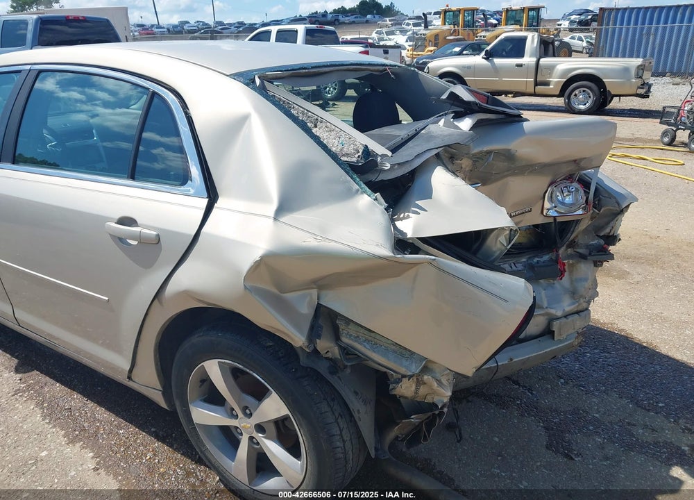 2011 CHEVROLET MALIBU VIN: 1G1ZC5EU5BF323721