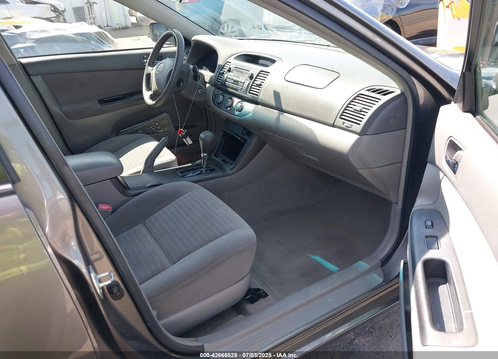 2005 TOYOTA CAMRY LE VIN: 4T1BE32KX5U634972