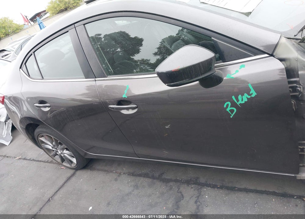 2018 MAZDA 3 TOURING VIN: 3MZBN1V34JM260352