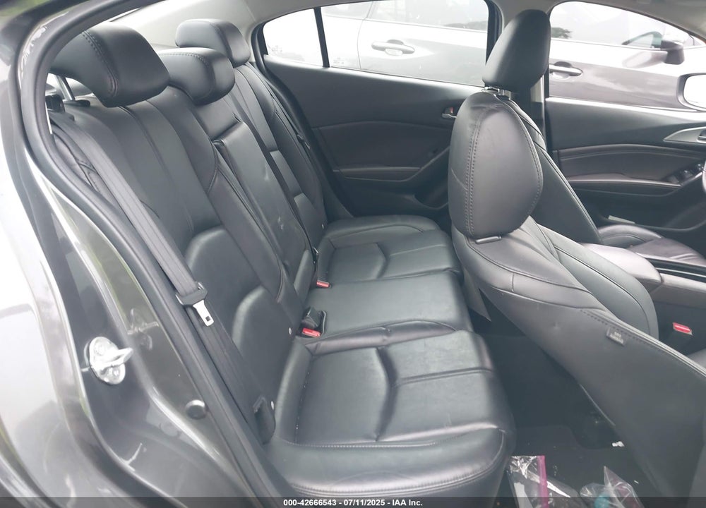 2018 MAZDA 3 TOURING VIN: 3MZBN1V34JM260352