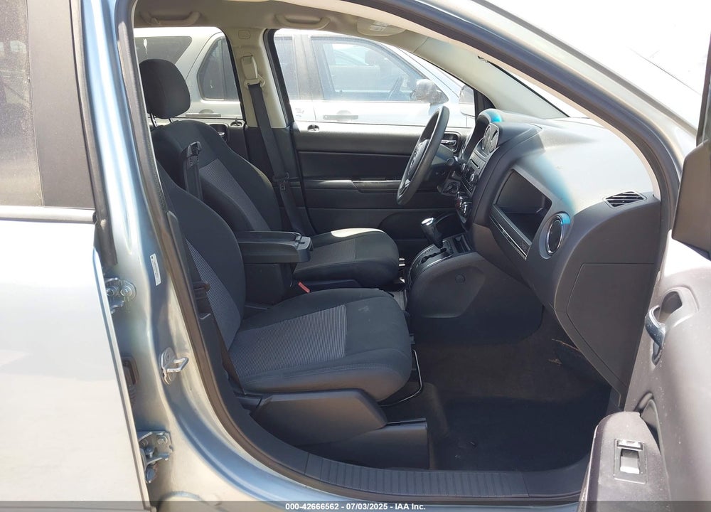 2013 JEEP COMPASS SPORT VIN: 1C4NJCBB0DD194711