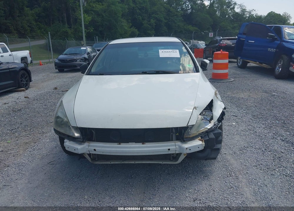 2004 HONDA ACCORD 2.4 LX VIN: JHMCM56374C001942