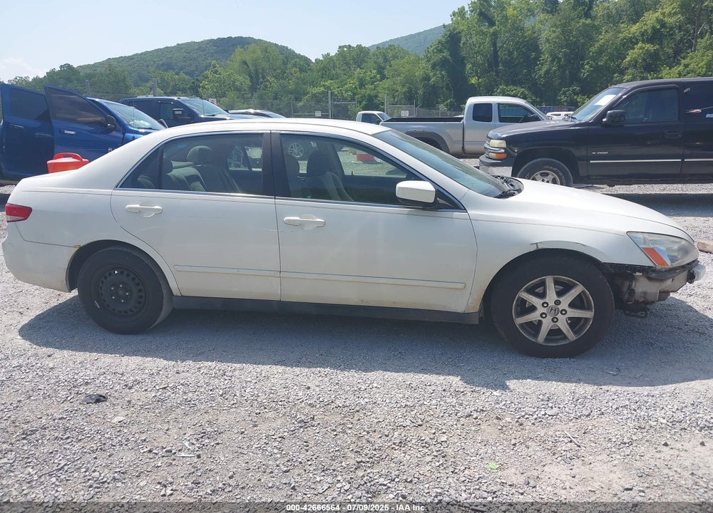 2004 HONDA ACCORD 2.4 LX VIN: JHMCM56374C001942