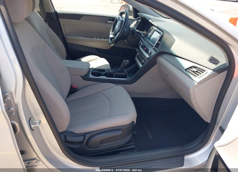 2018 HYUNDAI SONATA VIN: 5NPE34AF0JH628958