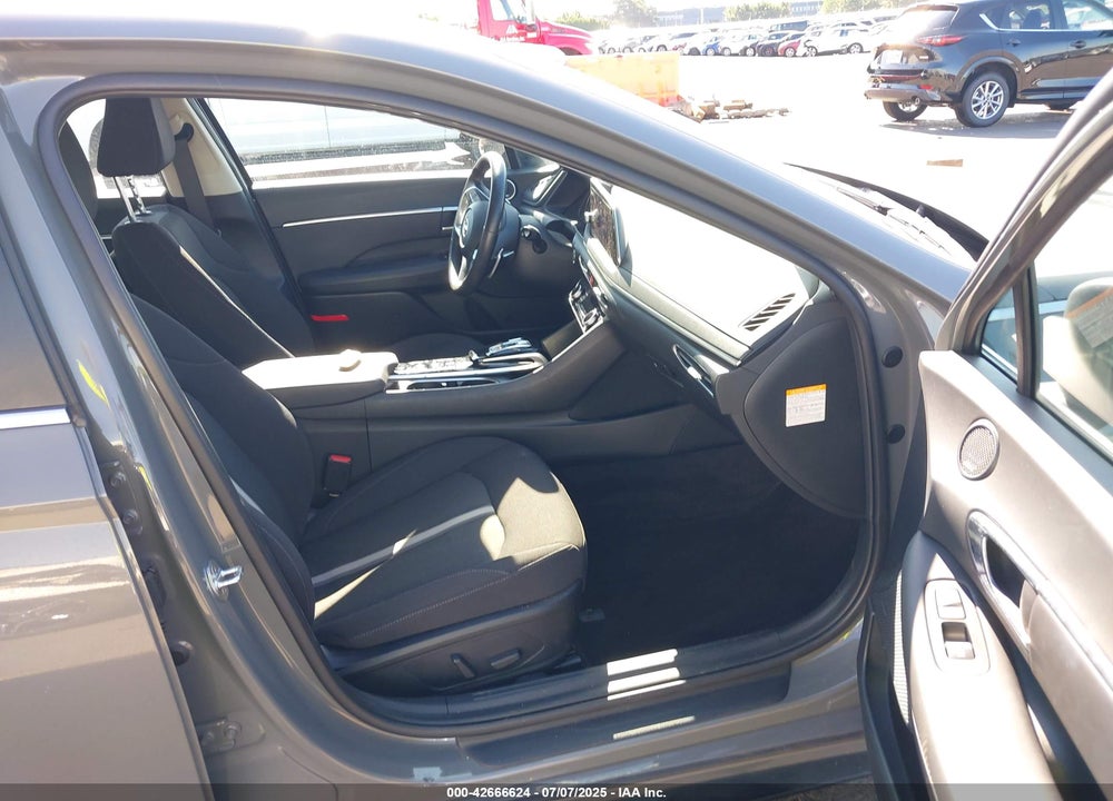 2023 HYUNDAI SONATA HYBRID VIN: KMHL34JJ7PA054219