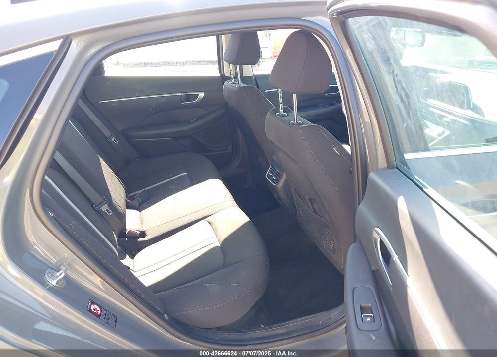 2023 HYUNDAI SONATA HYBRID VIN: KMHL34JJ7PA054219