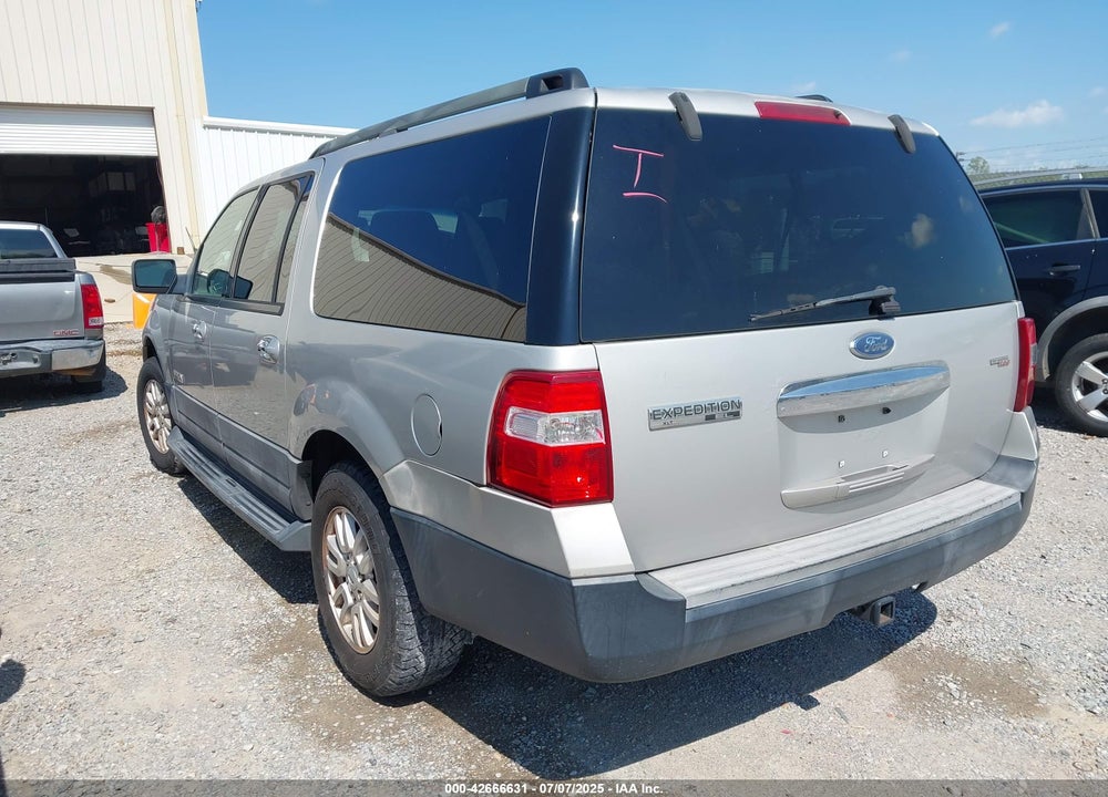 2007 FORD EXPEDITION EL XLT VIN: 1FMFK15517LA19272