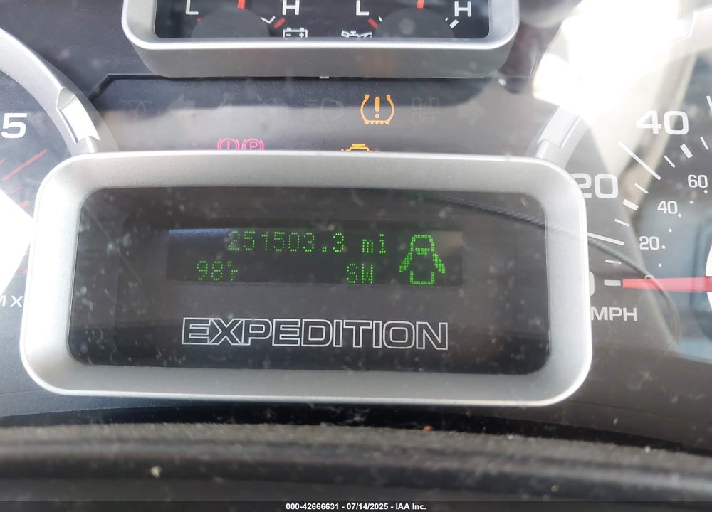 2007 FORD EXPEDITION EL XLT VIN: 1FMFK15517LA19272
