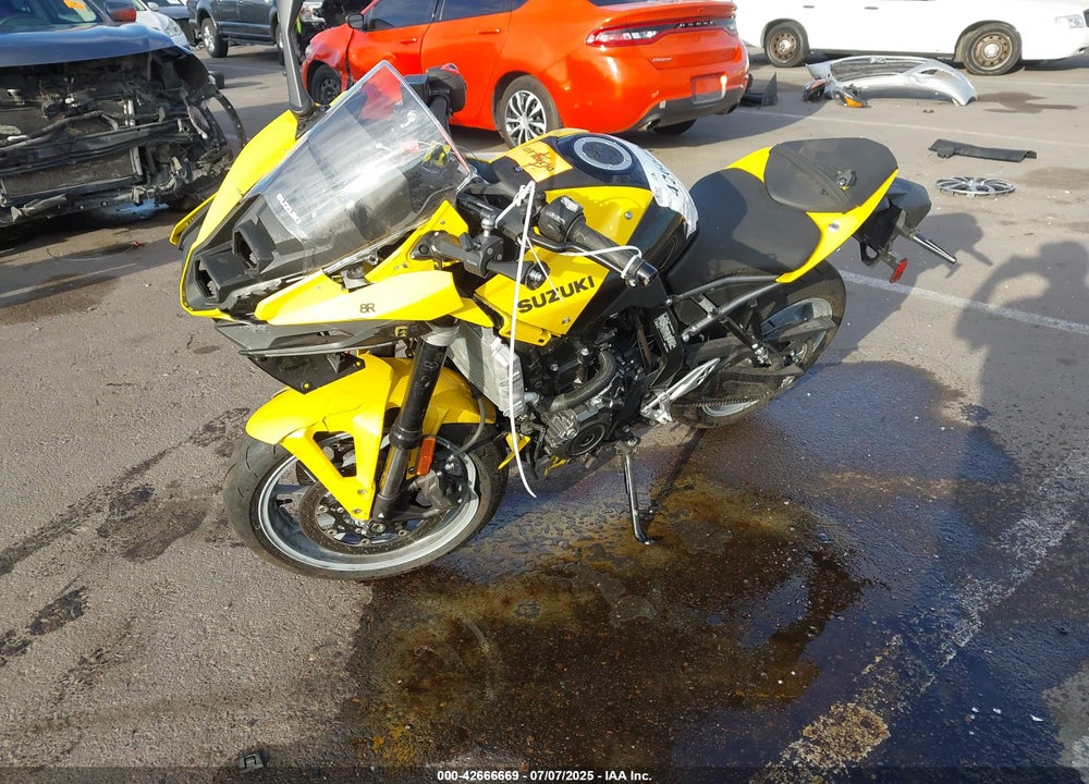 2025 SUZUKI GSX800 VIN: JS1EM13B0S7100259
