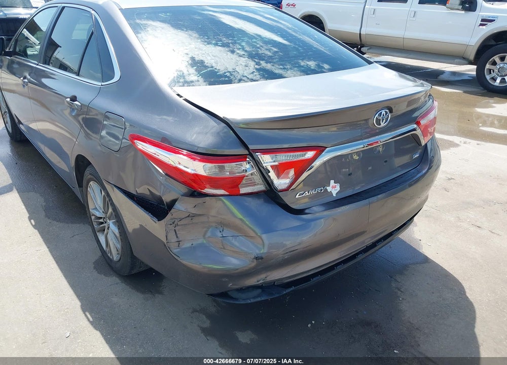 2017 TOYOTA CAMRY SE VIN: 4T1BF1FK0HU806393