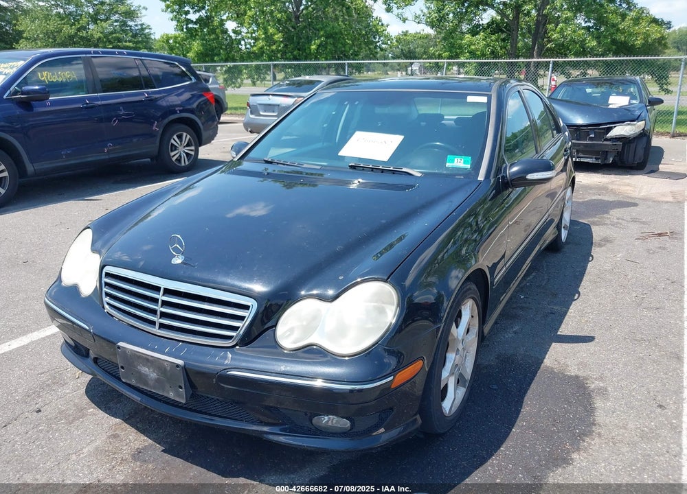 2007 MERCEDES-BENZ C VIN: WDBRF52H57F920444